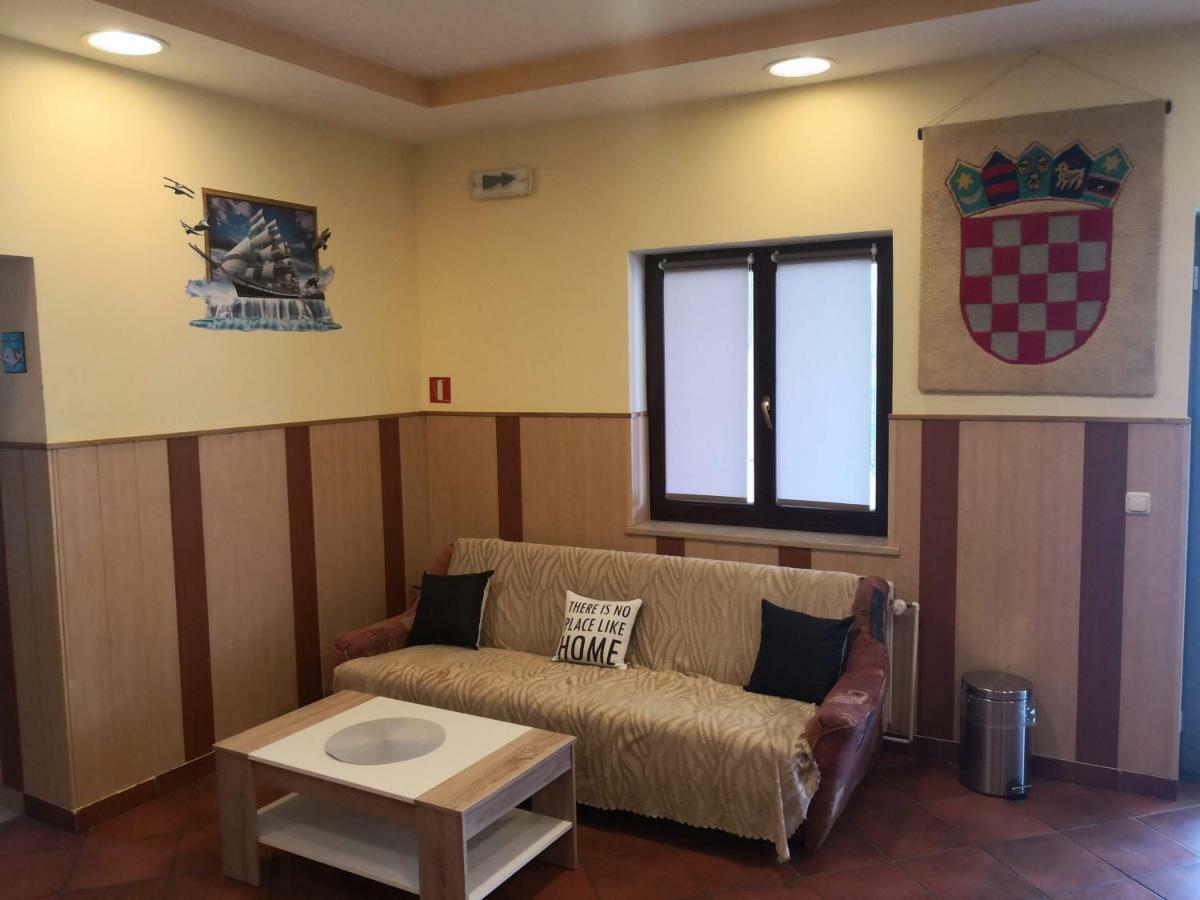 Hostel Marinus Sveti Vid-Miholjice Екстер'єр фото